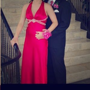 Bright pink prom dress!